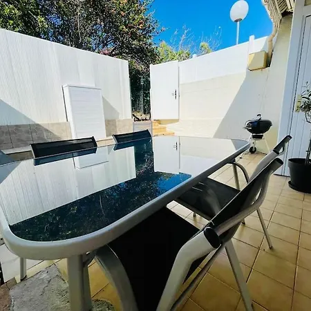 Cap D'agde Maisonnette Terrasse Clim Plage Апартаменты